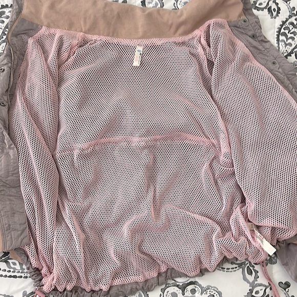 NWOT Free People Movement Light Jacket Size Small - Picture 10 of 11